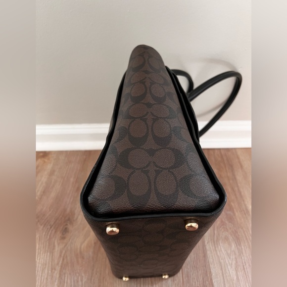 Coach Avary Tote In Signature Canvas  Handbag - Picture 8 of 15